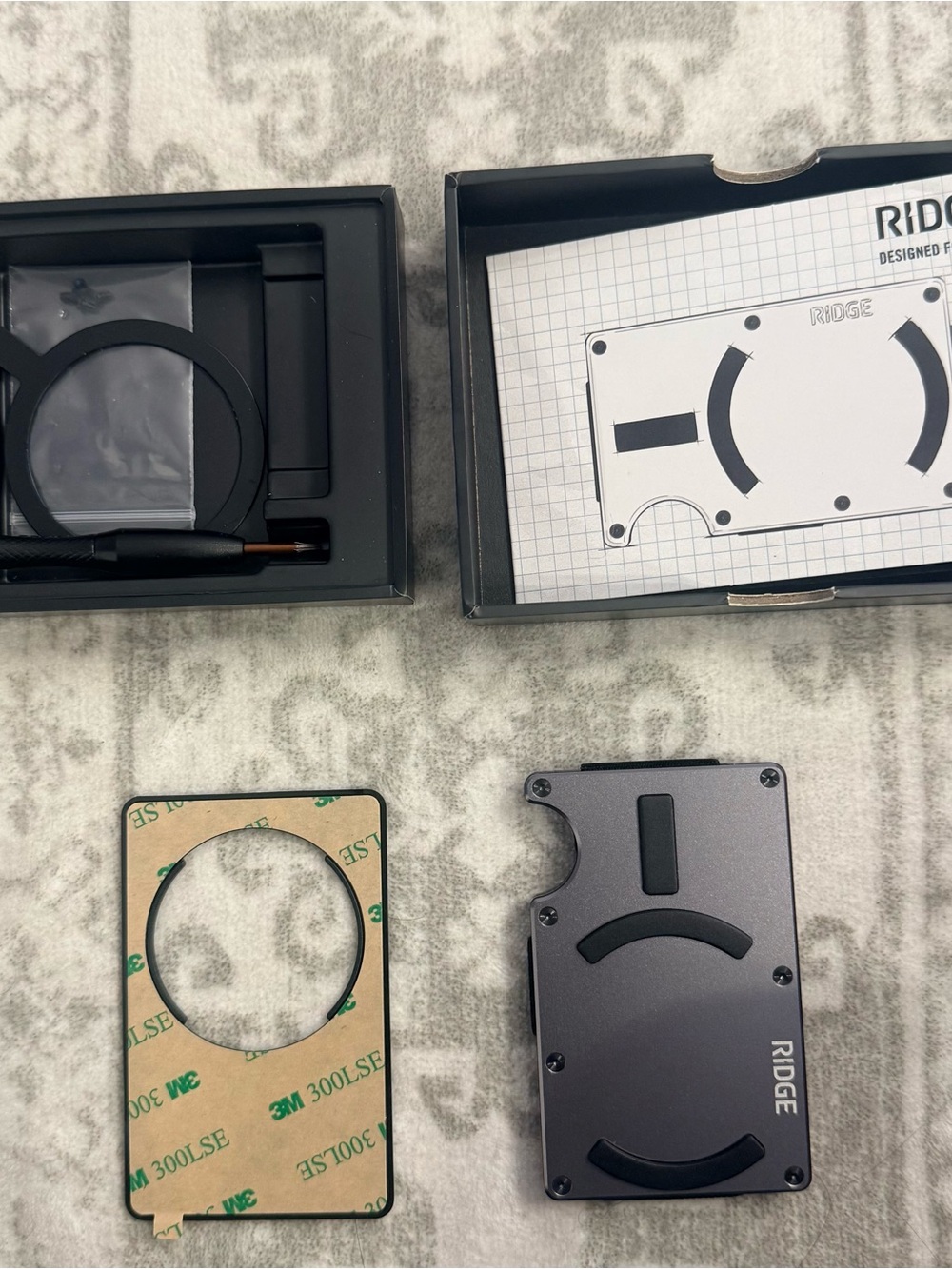 NIB Ridge Wallet for Magsafe in Gunmetal